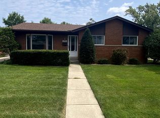 31576 Pinto Dr, Warren, MI