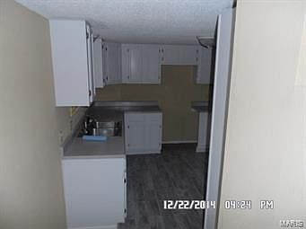 5th image of 108 N Country Lane Dr