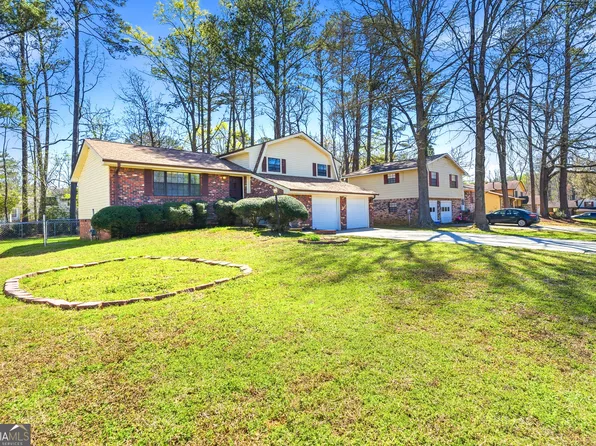 6614 Melandre Dr, Morrow, GA 30260