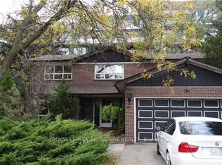 10 Teagarden Ct, Toronto, ON M2N 5Z9