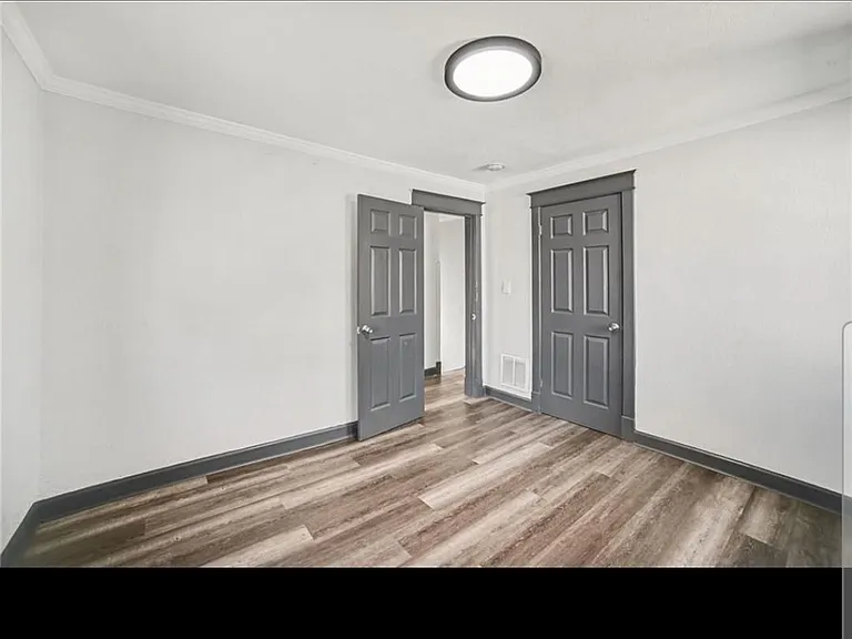 5243 Lyon Ave — Photo 11
