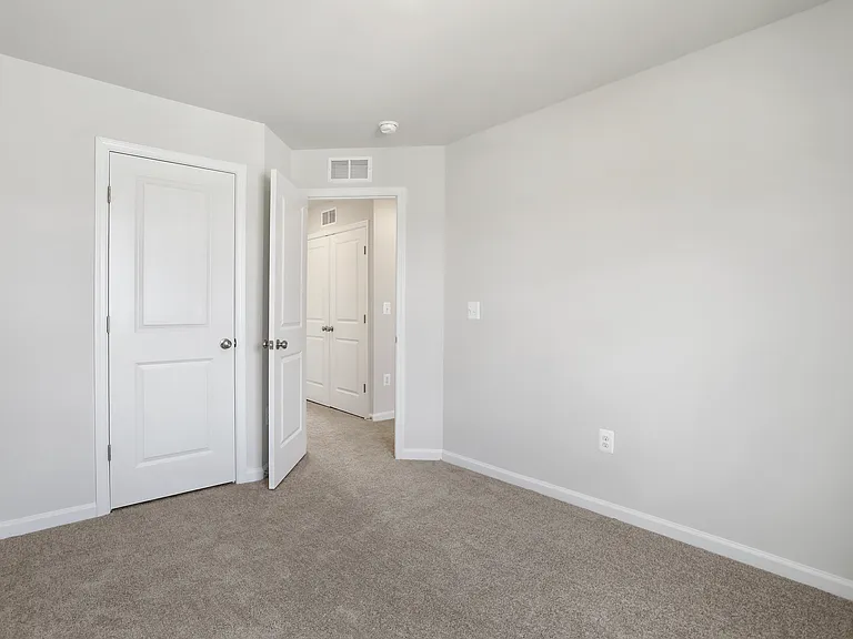 125 Brashear Ct — Photo 18