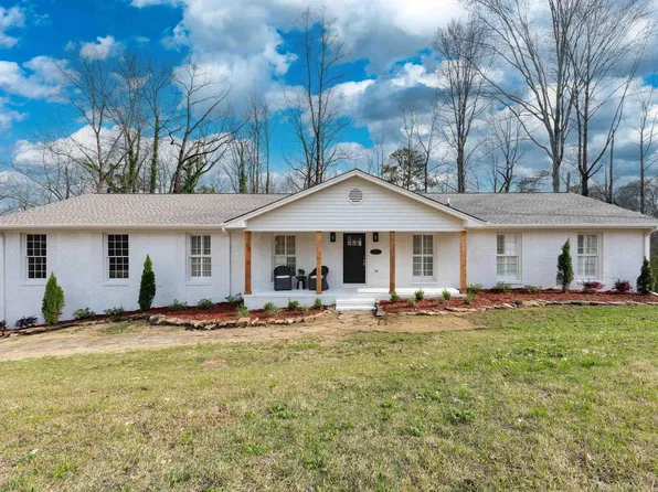 227 Snake Hill Rd, Trussville, AL 35173