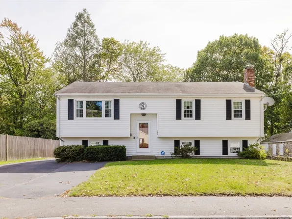 194 Hillberg Ave, Brockton, MA 02301