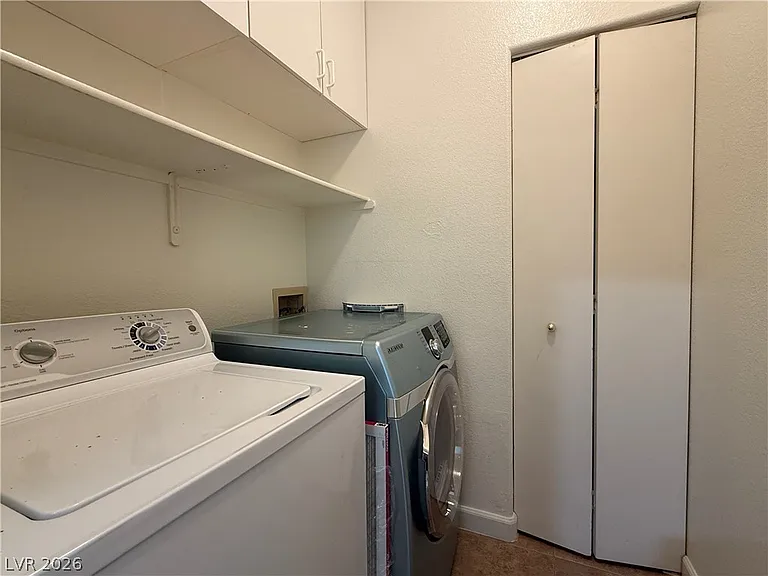 9824 Garamound Ave — Photo 24