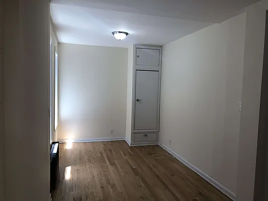 Rented by Waverly Realty Associates | media 14