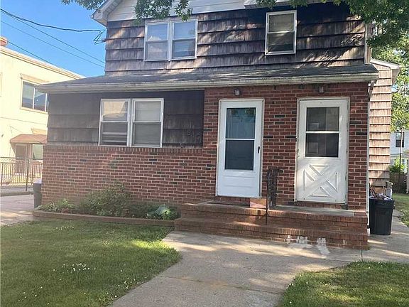 2nd image of 215 Cleveland Ave