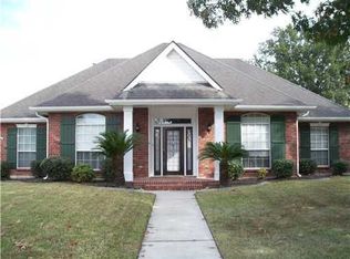 1021 Parc Helene Dr, Marrero, LA 70072