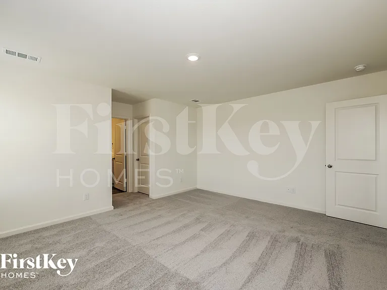 1822 Sandlin Dr — Photo 11