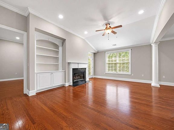 2nd image of 4850 Ivy Ridge Dr SE Unit 405