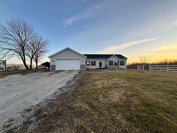 3rd image of 3483 W Us Highway 136
