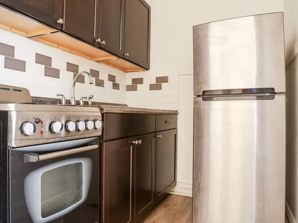 6956 N Ashland Blvd APT 207, Chicago, IL 60626
