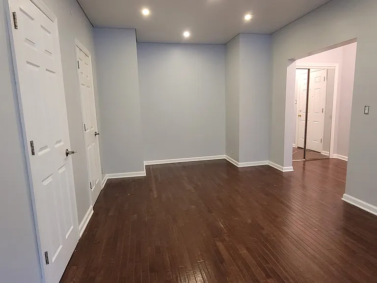 232 Lexington Ave #5 — Photo 9
