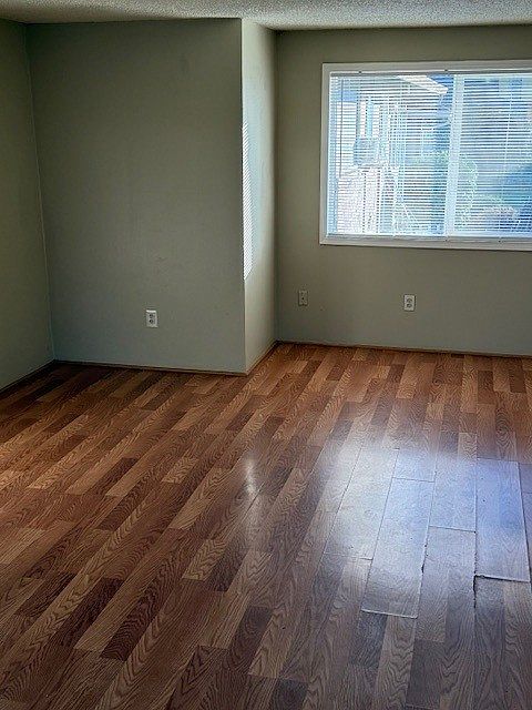 1st image of 3220 Kauffman Ave APT A