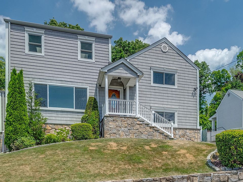 1st image of 114 Candlewood Dr