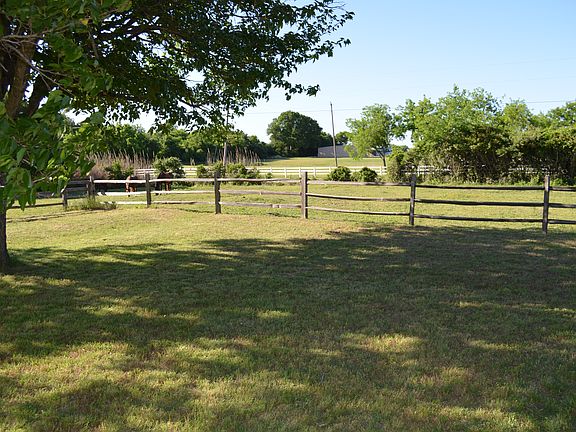 Master BR view to the south.