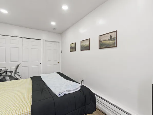 477 Mercer Street image 16 of 35