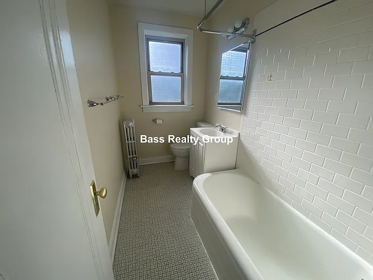 914 Crain St #3N — Photo 17