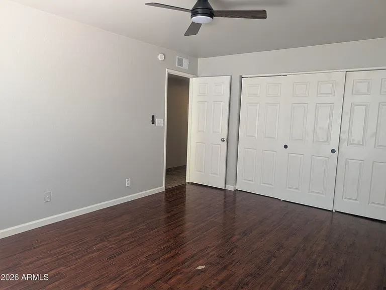 540 N May St #1101 — Photo 10