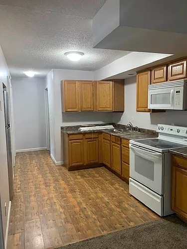 Quincy Village Apartments Photo 1