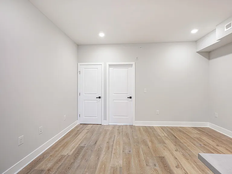 1629 S 22nd St #3 — Photo 7