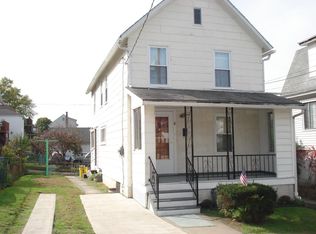 8 Division St, Nanticoke, PA 18634