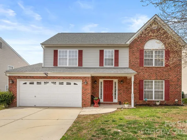 9641 Nannyberry Ln, Charlotte, NC 28273