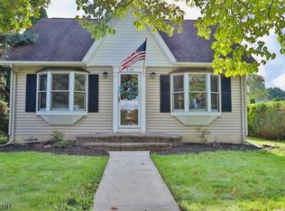 228 S 6th St, Phillipsburg, NJ 08865