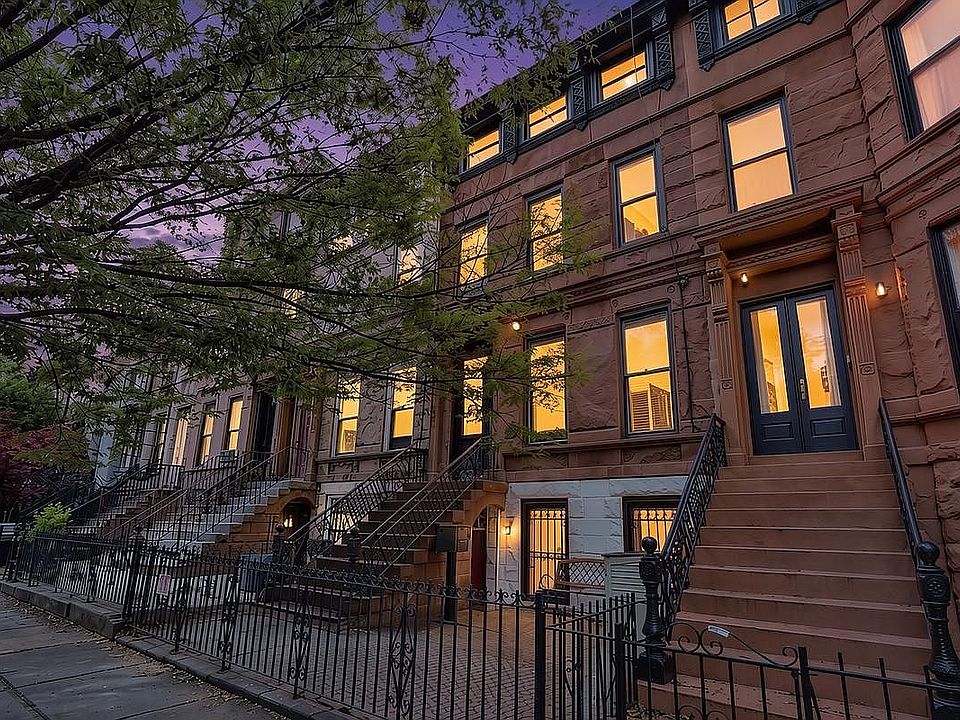 1st image of 519 Monroe St