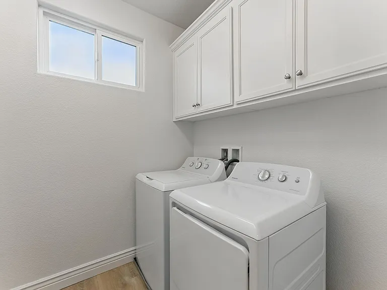 2319 Carbondale Way — Photo 25