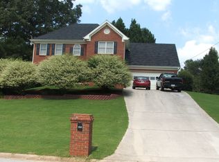 4000 Camaron Way, Snellville, GA