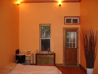 Sold by Andrew J. Markowitz Real Estate, LLC 