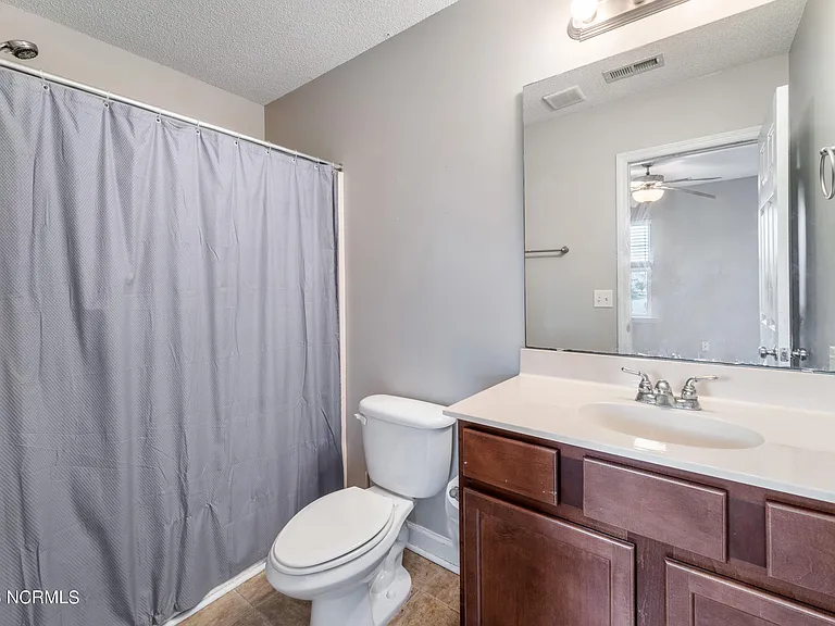 300 Burley Dr #10 — Photo 12