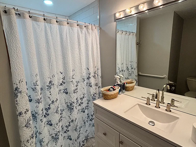 30 Crescent Ln — Photo 6