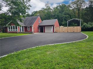 233 Union City Rd, Naugatuck, CT 06770