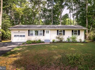 8 Commodore Ct, Ocean Pines, MD 21811