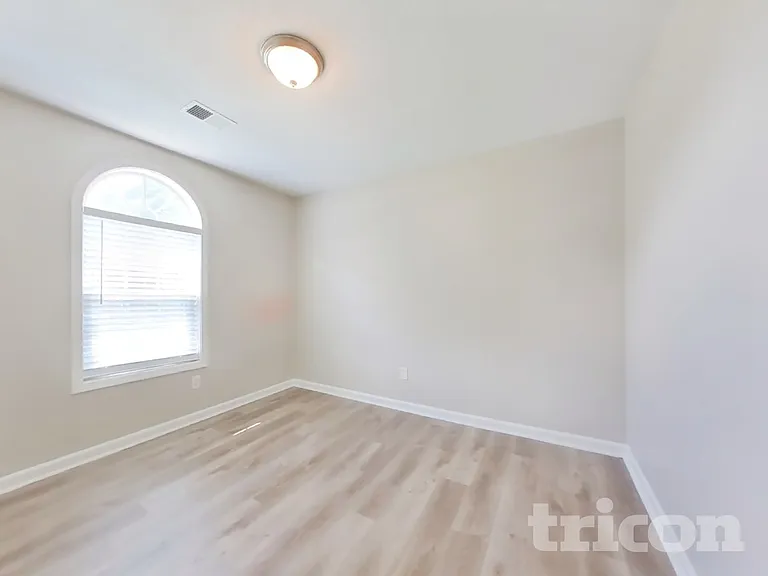 1173 Woodwind Dr — Photo 6
