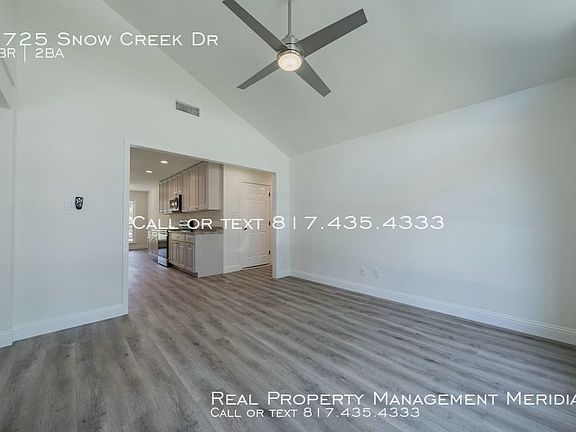 4th image of 3725 Snow Creek Dr