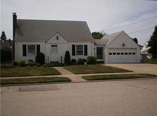 1st image of 90 Fiat Ave