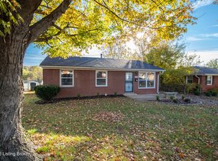 3607 Saint Edwards Dr, Jeffersontown, KY 40299