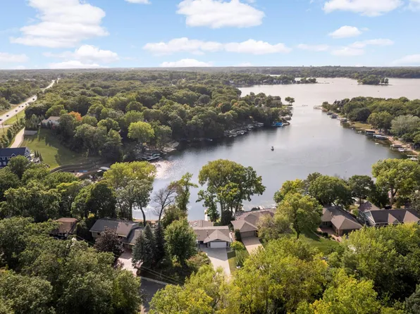 15394 Fish Point Rd SE, Prior Lake, MN 55372