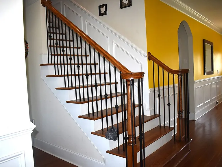 2190 Harborview Dr — Photo 31