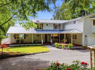 919 Lummi Drive, Fox Island, WA 98333