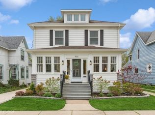 1022 Pearl St, Saint Joseph, MI 49085