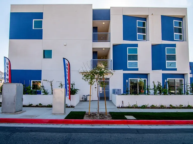 13919 South Normandie Ave Gardena — Photo 7