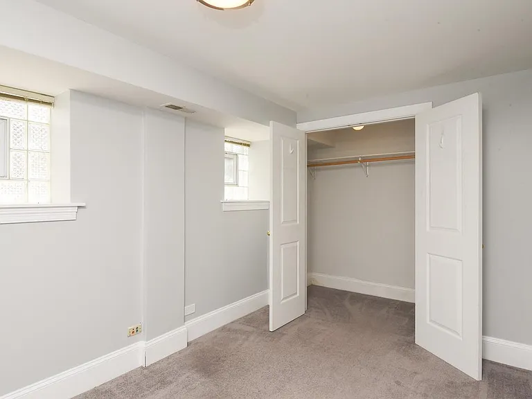 1713 W Julian St #1R — Photo 25
