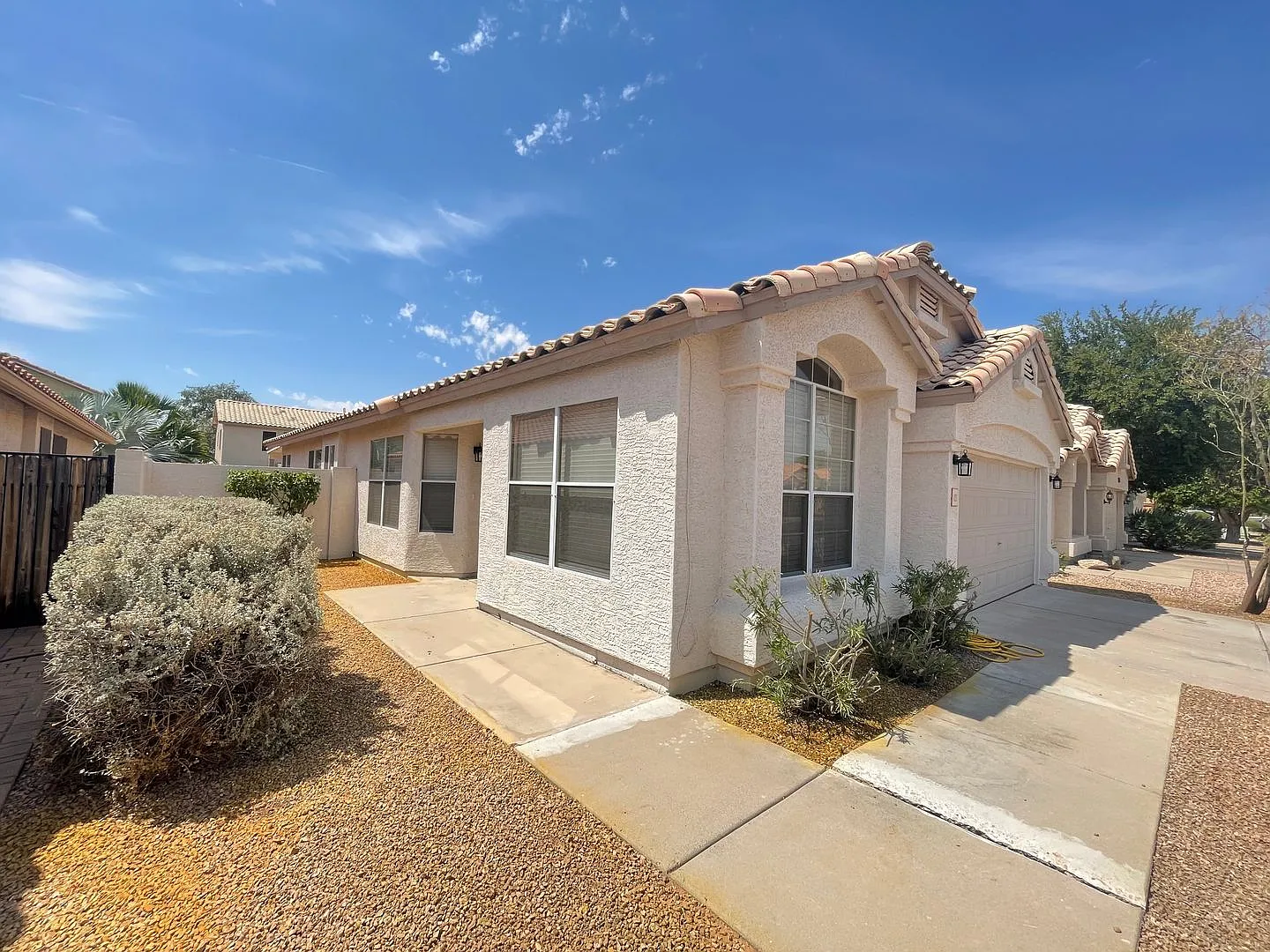 Full remodel, be the first to live in this Beauty, 3 bed /2 bath home in Clemente Ranch — Photo 2