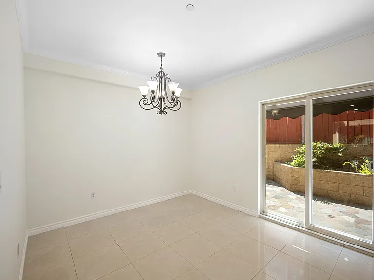 345 W Loraine St #3 — Photo 10