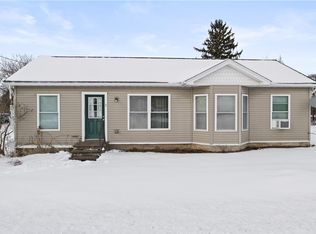 15833 E Lee Rd, Holley, NY 14470