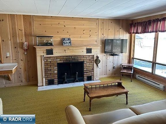 4th image of 12985 Sturgeon Rd